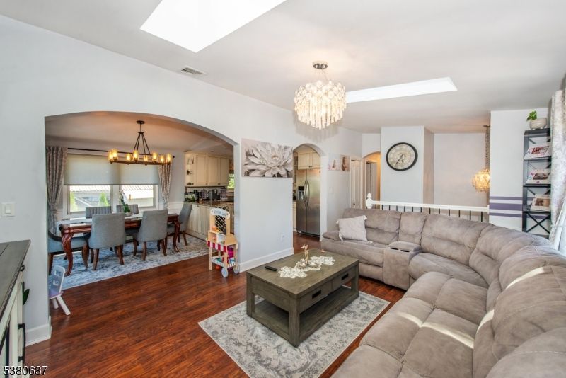 Chandelier, Dining room, Interior, Kitchen, Living room, Wood Texture Flooring