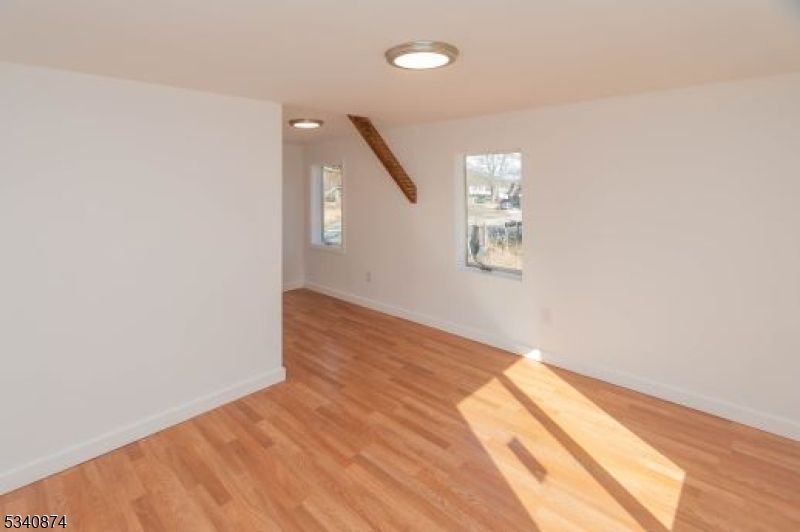 Empty room, Interior, Recessed Lighting, Wooden Beams, Wood Texture Flooring
