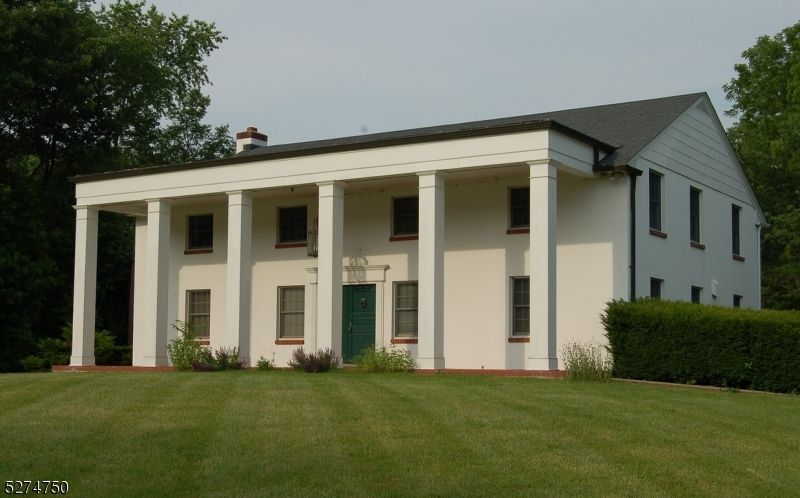 Backyard, Exterior, Facade, Georgian