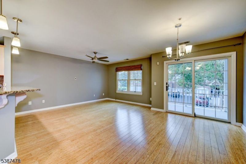 Chandelier, Empty room, Interior, Pendant Lights, Wood Texture Flooring