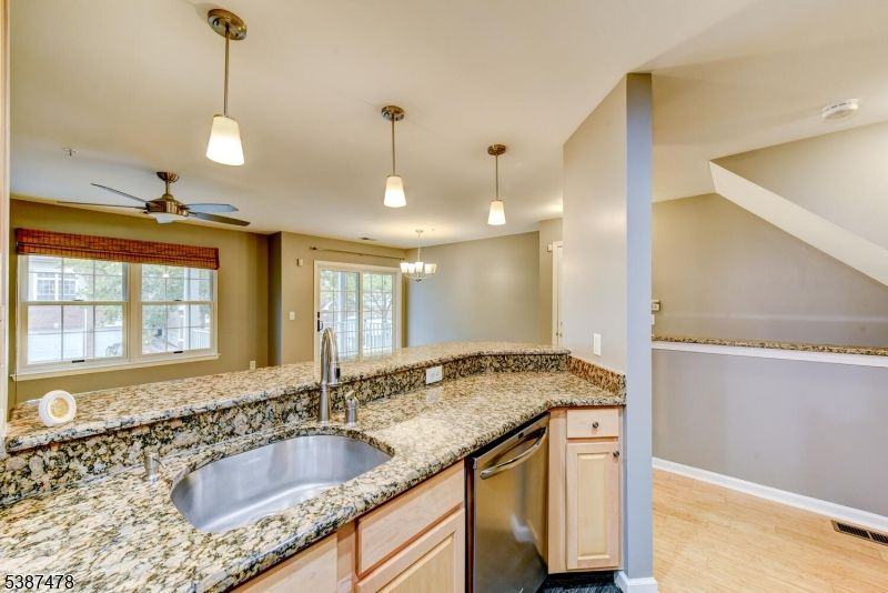 Interior, Pendant Lights, Wood Texture Flooring