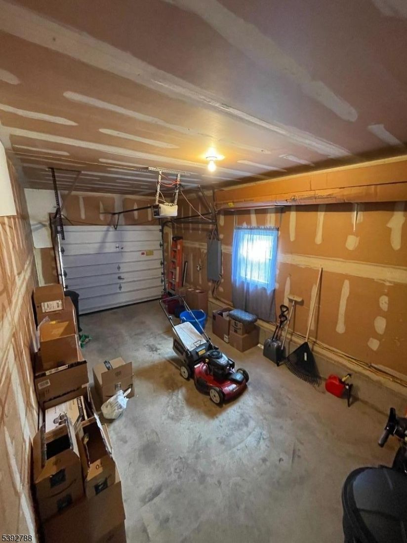 Fitness Equipment, Garage, Interior