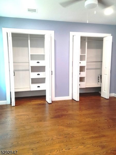 Empty room, Interior, Walk-in Closets, Wood Texture Flooring