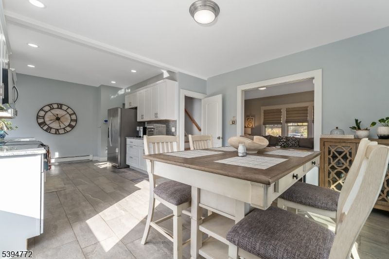 Dining room, Interior, Kitchen, Recessed Lighting