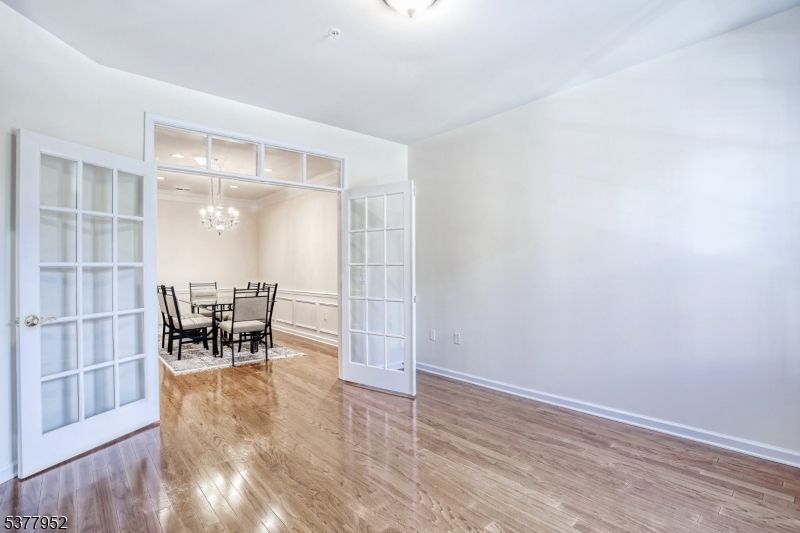 Chandelier, Dining room, Interior, Recessed Lighting, Wood Texture Flooring