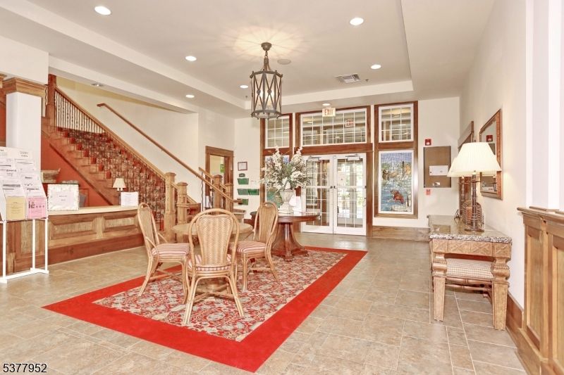 Dining room, Interior, Pendant Lights, Recessed Lighting