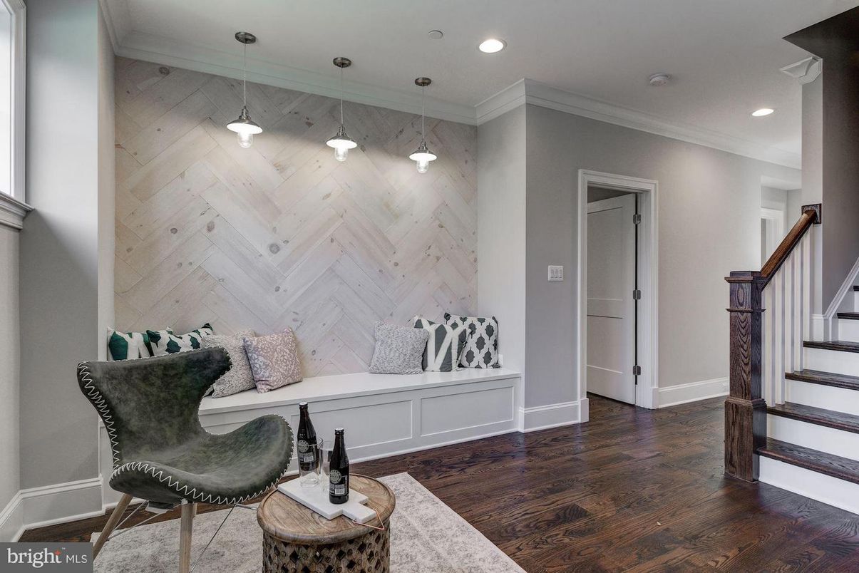 Interior, Pendant Lights, Recessed Lighting, Wood Texture Flooring
