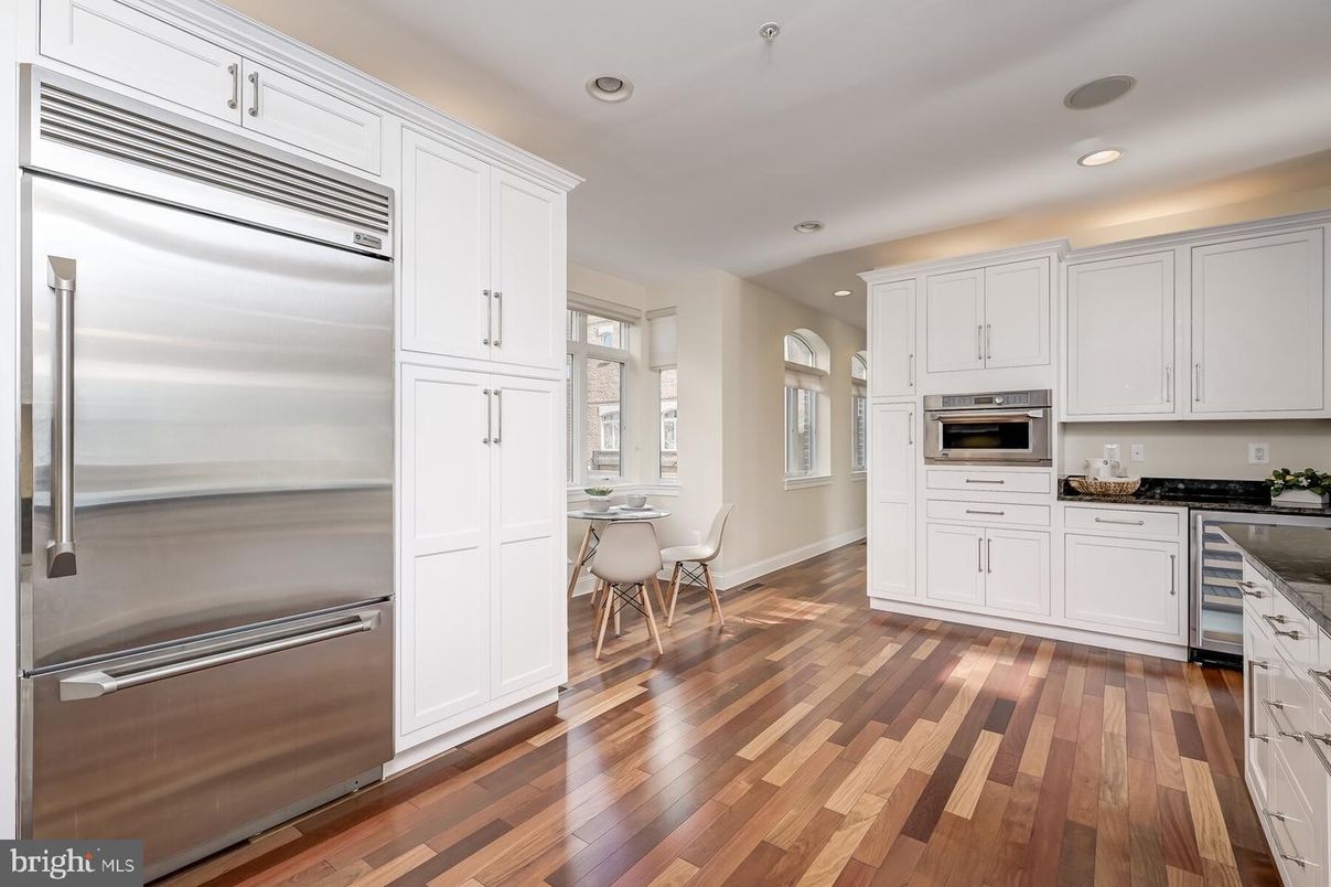 Dining room, Interior, Kitchen, Recessed Lighting, Stainless Steel Appliances, Wood Texture Flooring