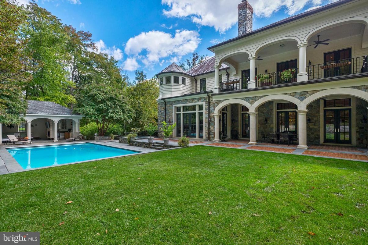 Backyard, Exterior, Pool