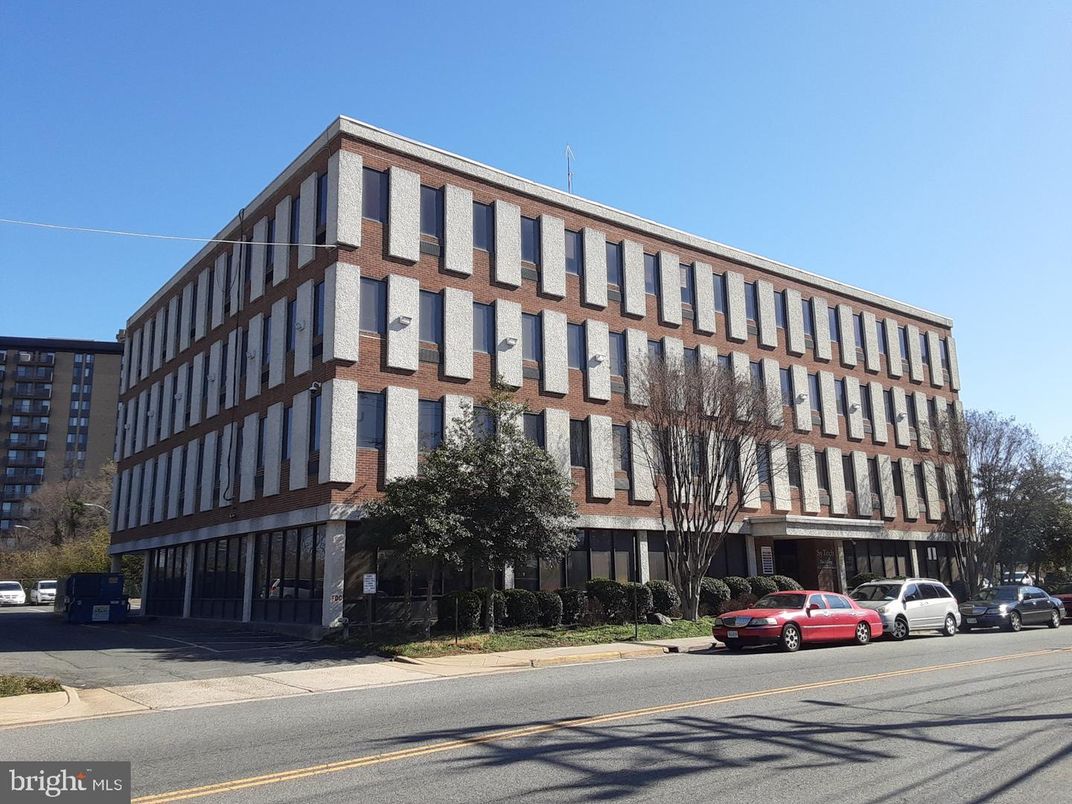 Exterior, Facade, Chicago School