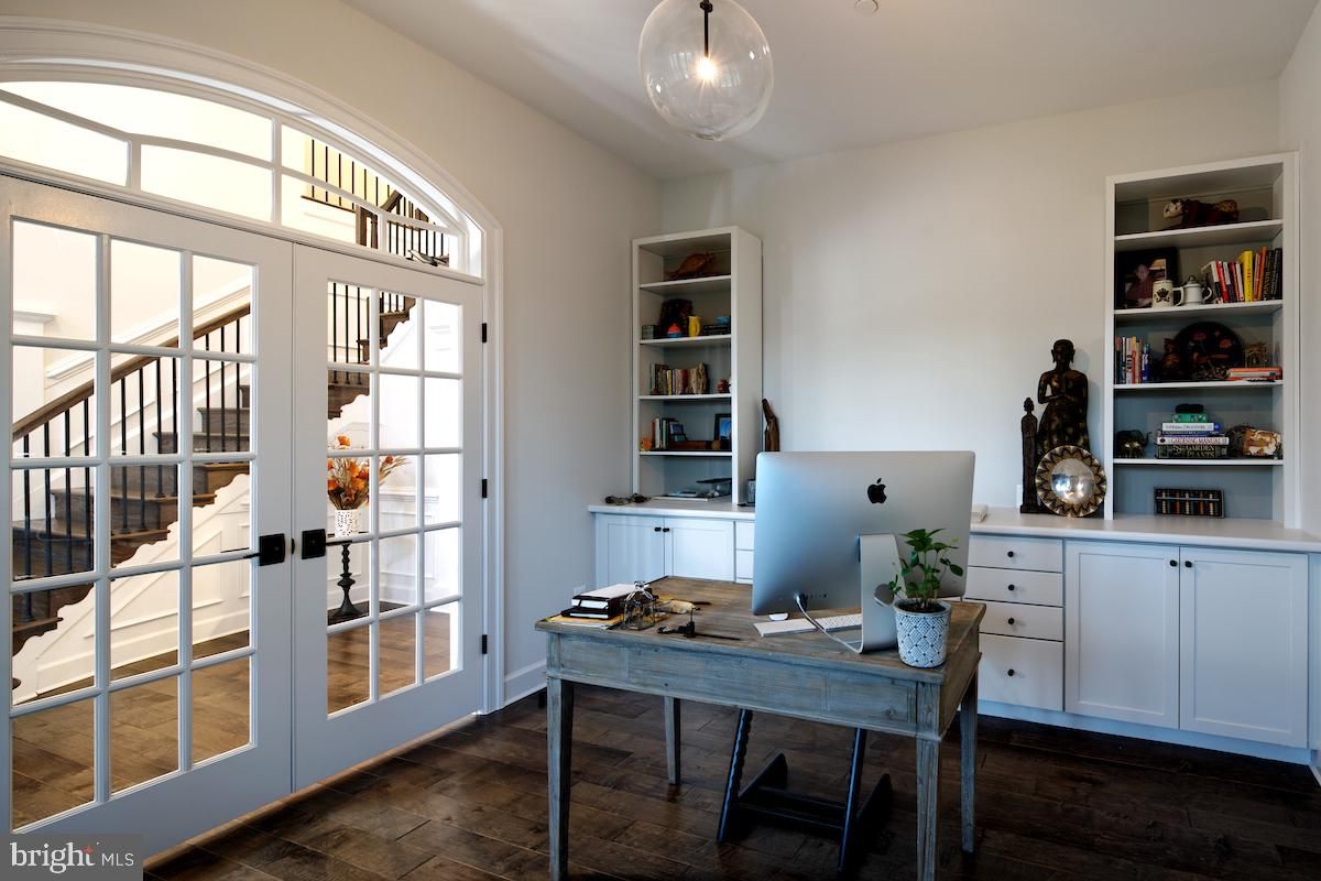 Home Office, Interior, Pendant Lights, Wood Texture Flooring