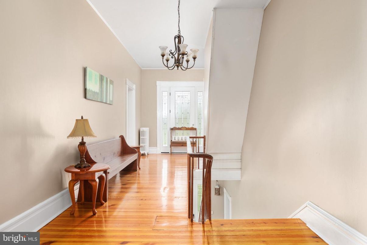 Chandelier, Interior, Wood Texture Flooring