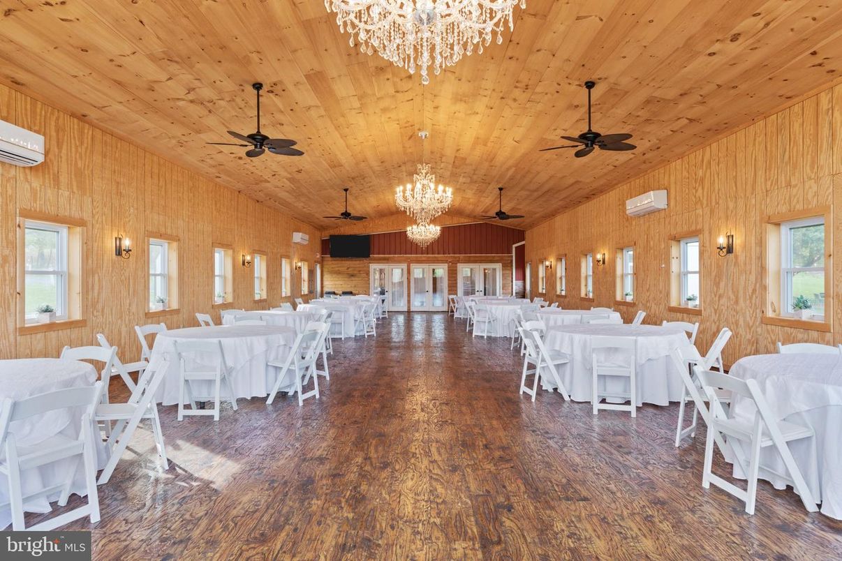 Chandelier, Dining room, Interior, Wooden Ceilings, Wood Texture Flooring, Wooden Walls