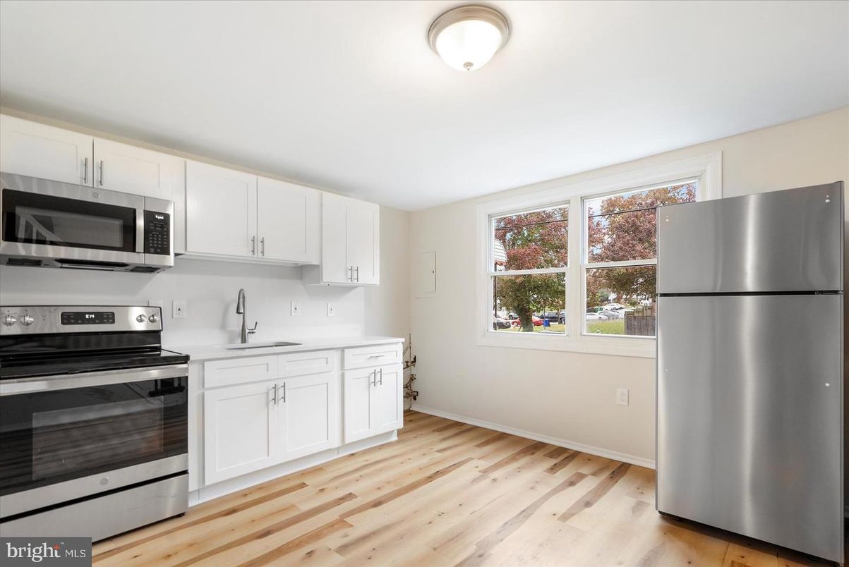 Interior, Kitchen, Stainless Steel Appliances, Wood Texture Flooring