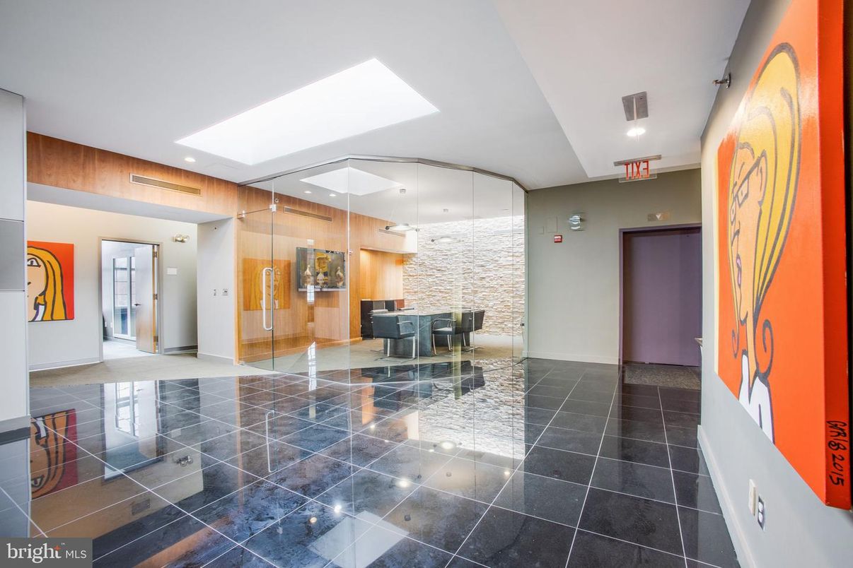 Dining room, Interior, Recessed Lighting, Wooden Walls