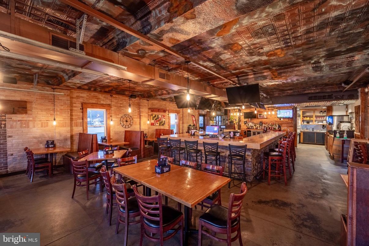 Dining room, Interior, Pendant Lights, Stone Walls