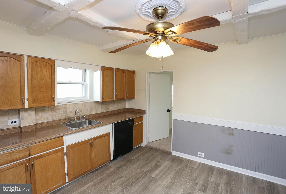 Interior, Kitchen, Wood Texture Flooring