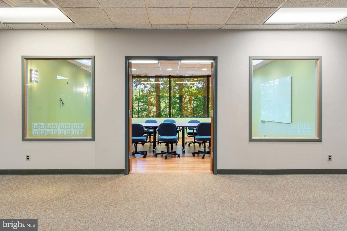 Dining room, Interior, Recessed Lighting