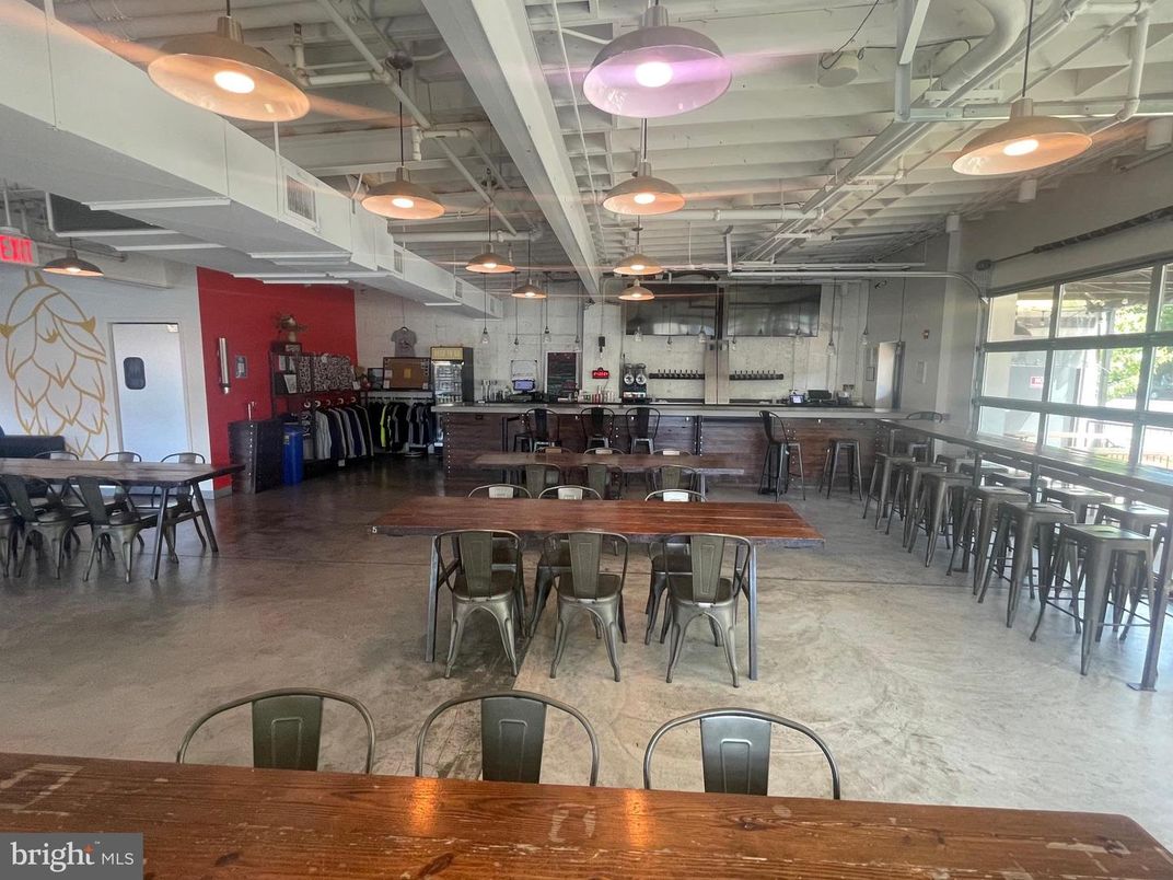 Dining room, Interior, Pendant Lights