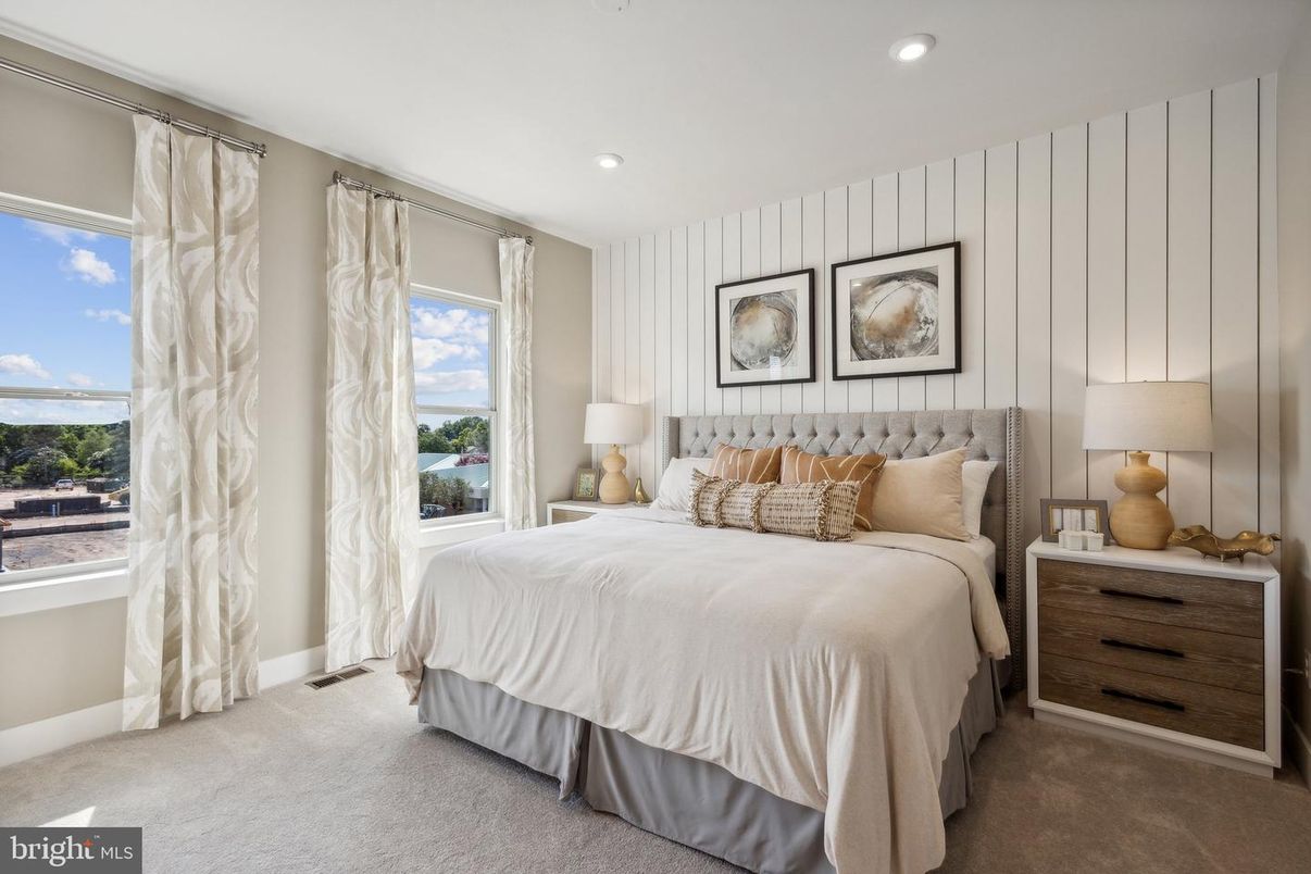 Bedroom, Interior, Recessed Lighting