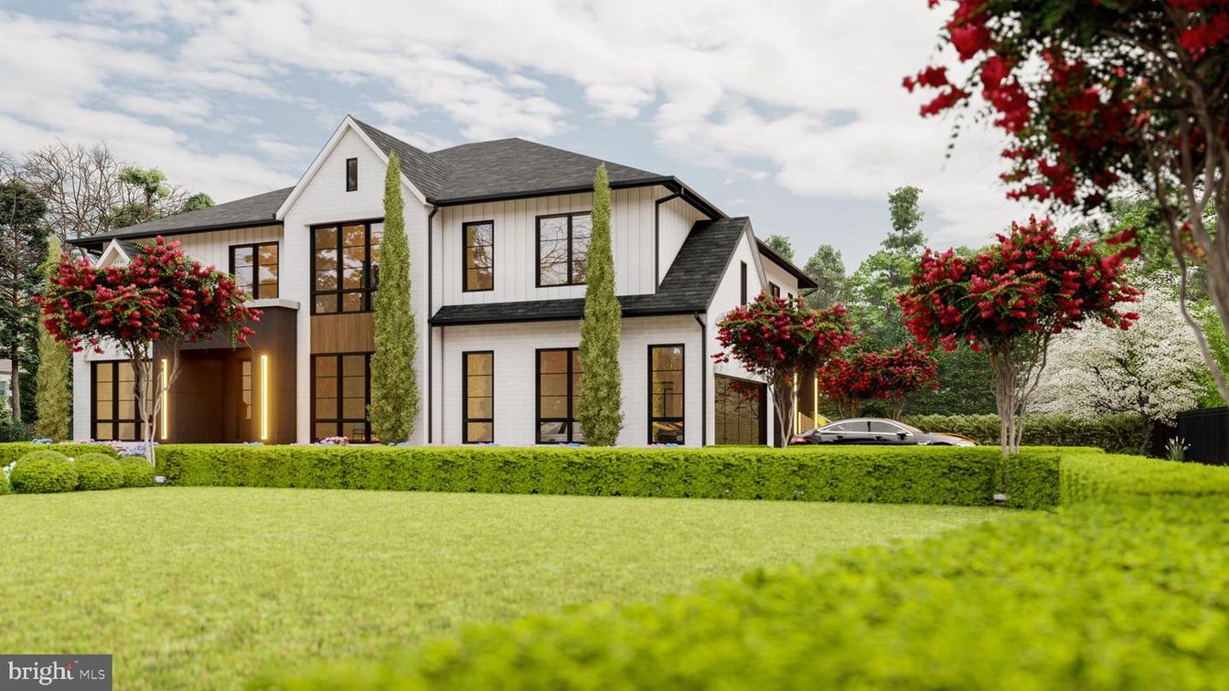 Backyard, Exterior, Facade, Farmhouse