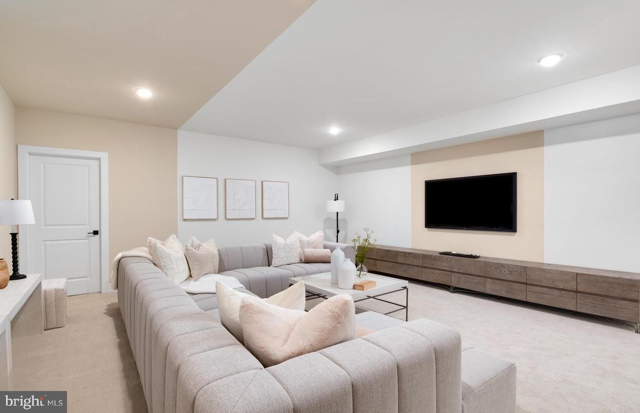 Interior, Living room, Recessed Lighting