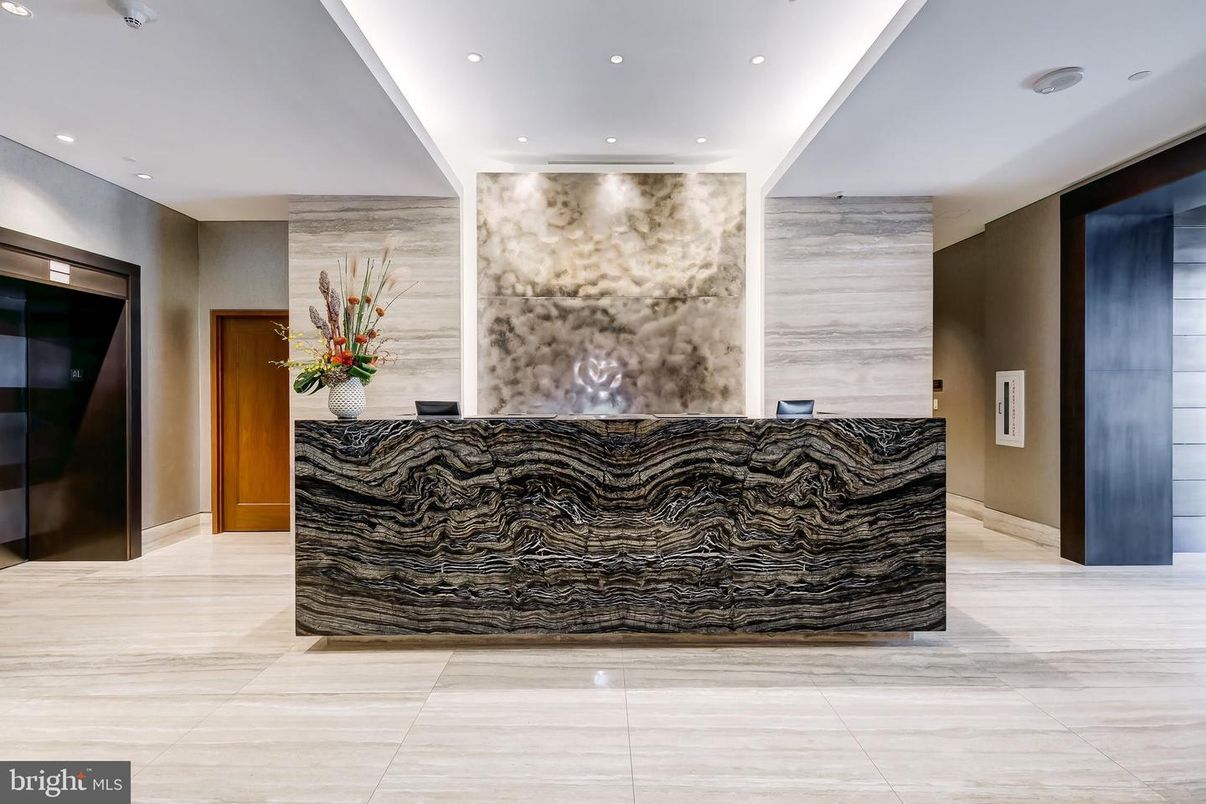 Elevator, Interior, Recessed Lighting