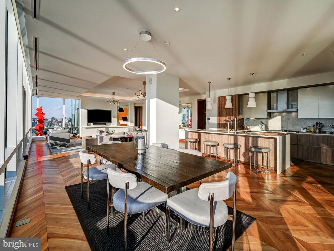Dining room, Interior, Kitchen, Living room, Pendant Lights, Recessed Lighting, Wood Texture Flooring