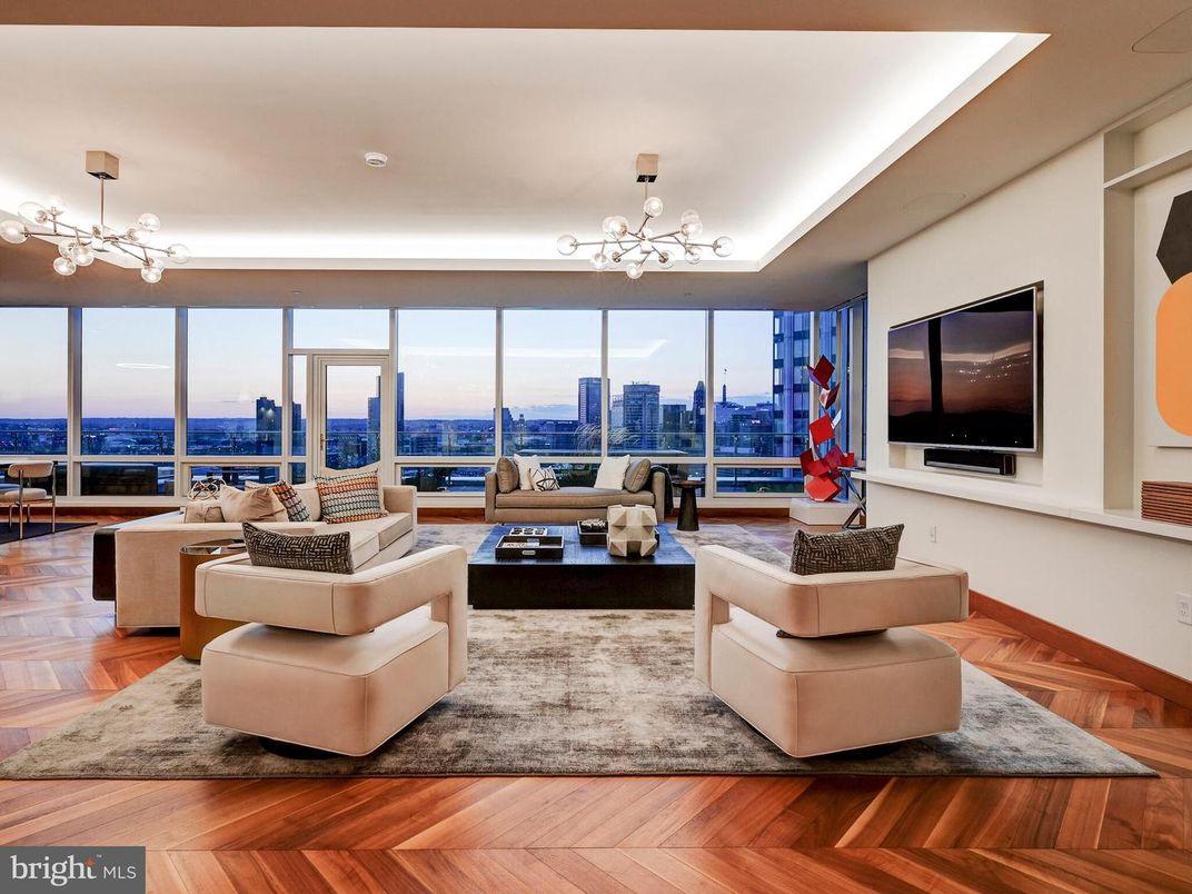 Interior, Living room, Pendant Lights, Water, Wood Texture Flooring