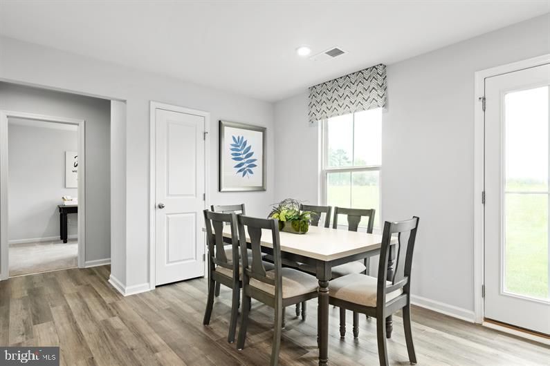 Dining room, Interior, Recessed Lighting, Wood Texture Flooring