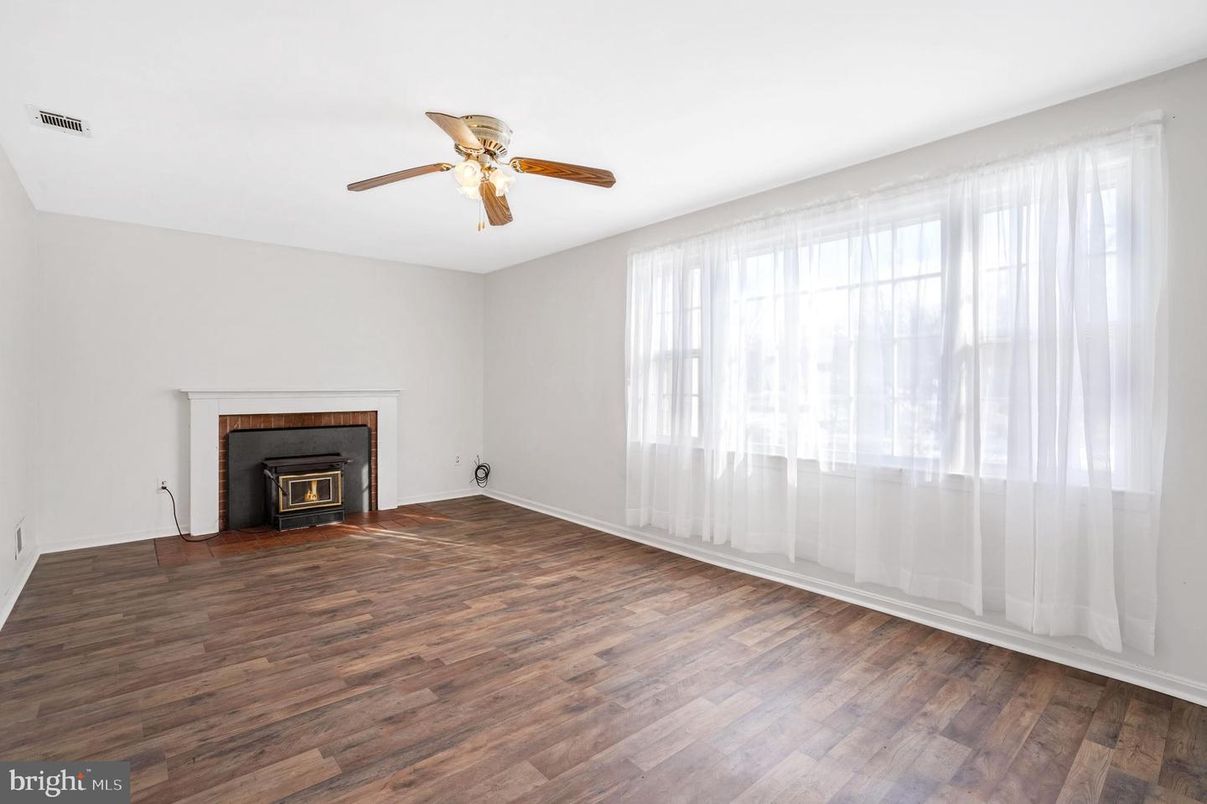 Empty room, Fireplace, Interior, Wood Texture Flooring