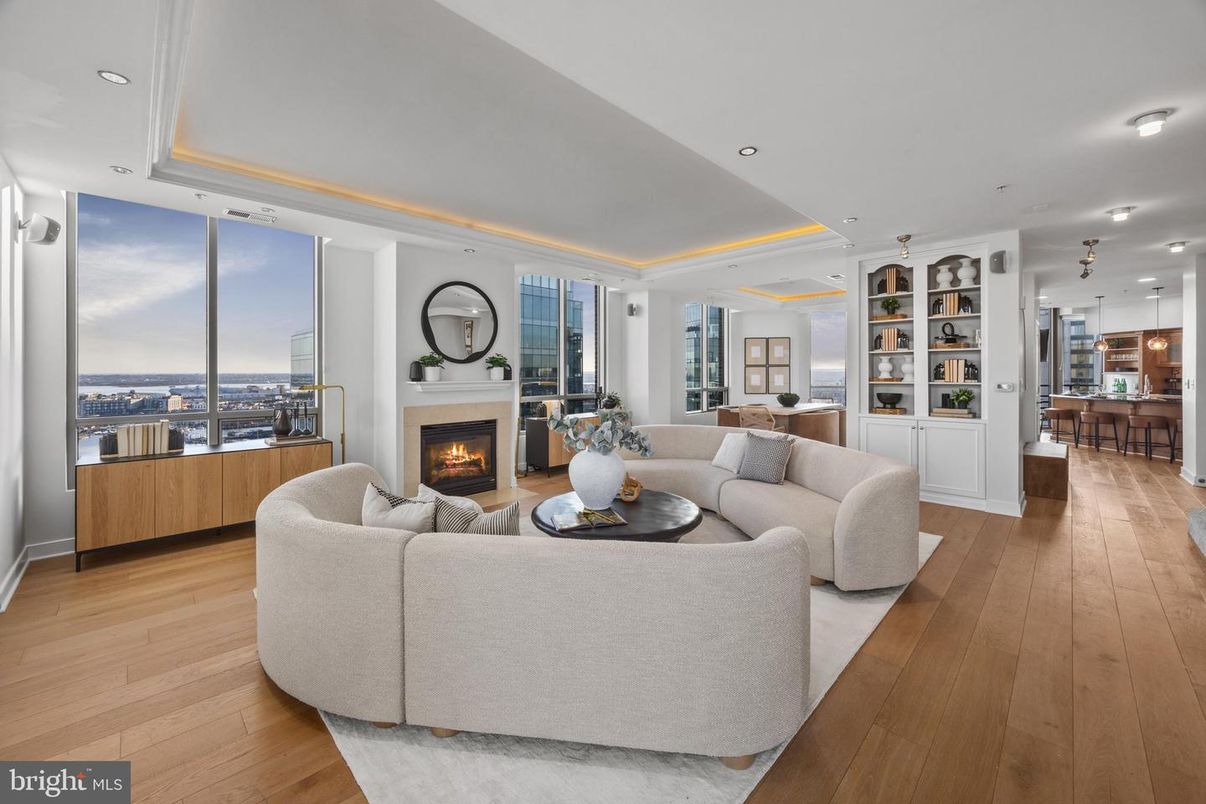 Fireplace, Interior, Living room, Pendant Lights, Recessed Lighting, Wood Texture Flooring