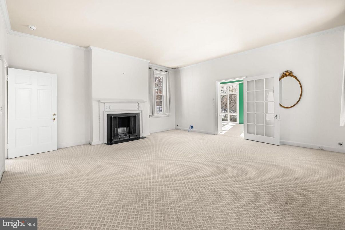 Empty room, Fireplace, Interior