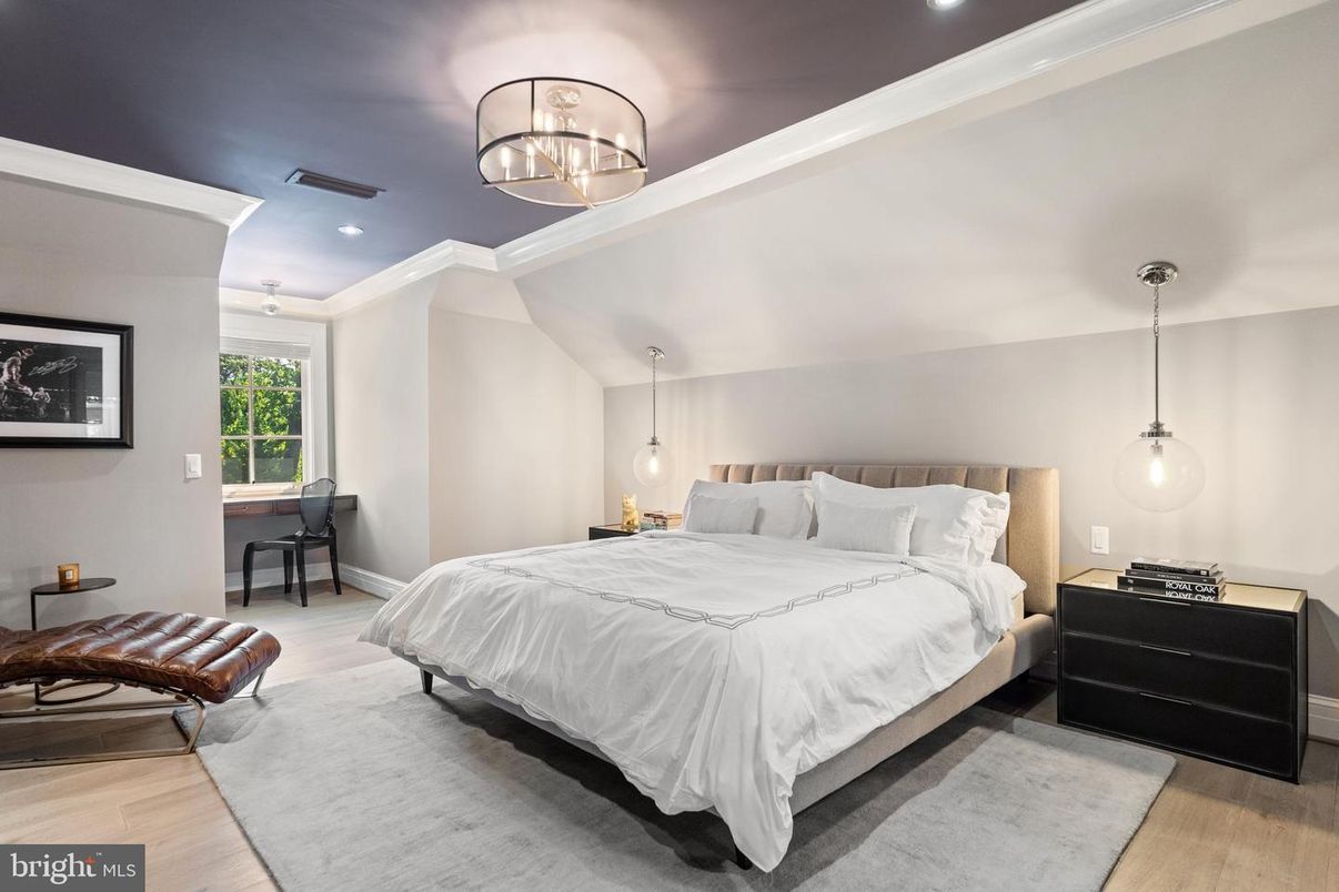 Bedroom, Interior, Pendant Lights, Recessed Lighting, Wood Texture Flooring