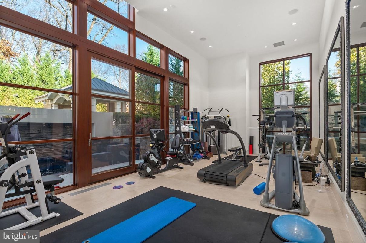 Fitness Equipment, Interior, Recessed Lighting