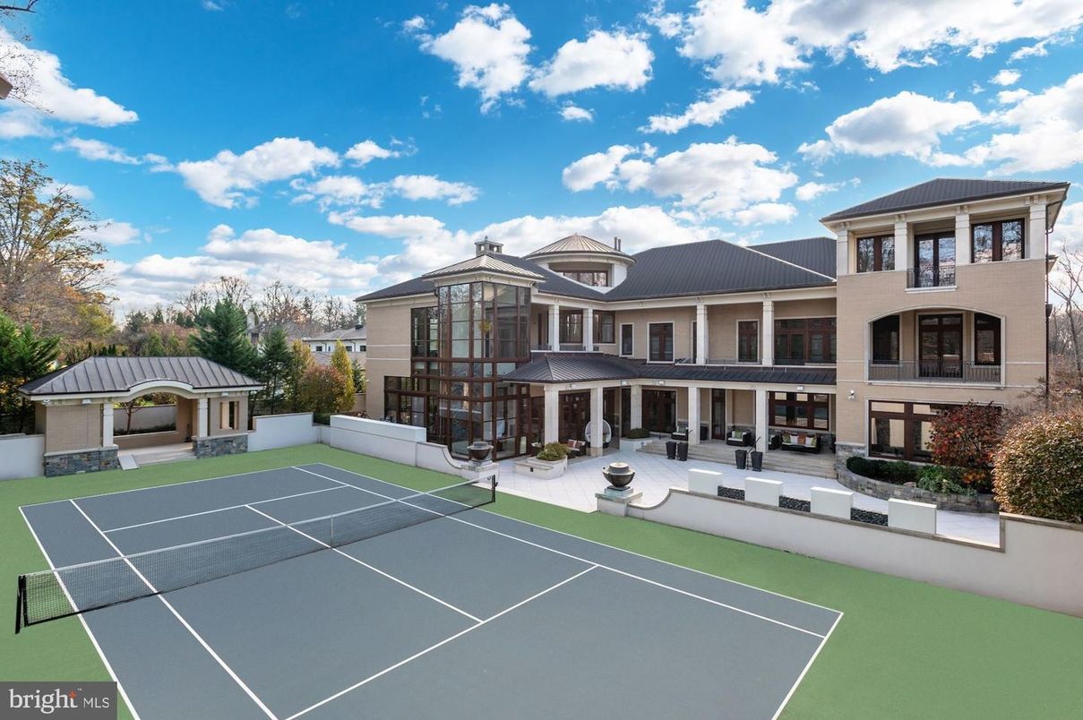 Exterior, Tennis Courts