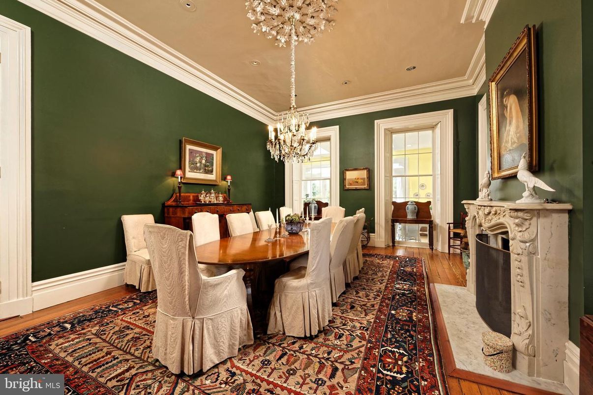 Chandelier, Dining room, Fireplace, Interior, Recessed Lighting, Wood Texture Flooring