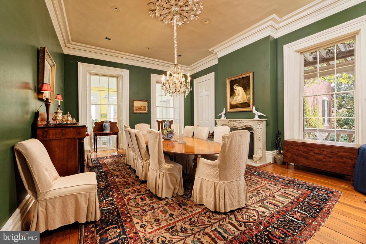 Chandelier, Dining room, Fireplace, Interior, Recessed Lighting, Wood Texture Flooring