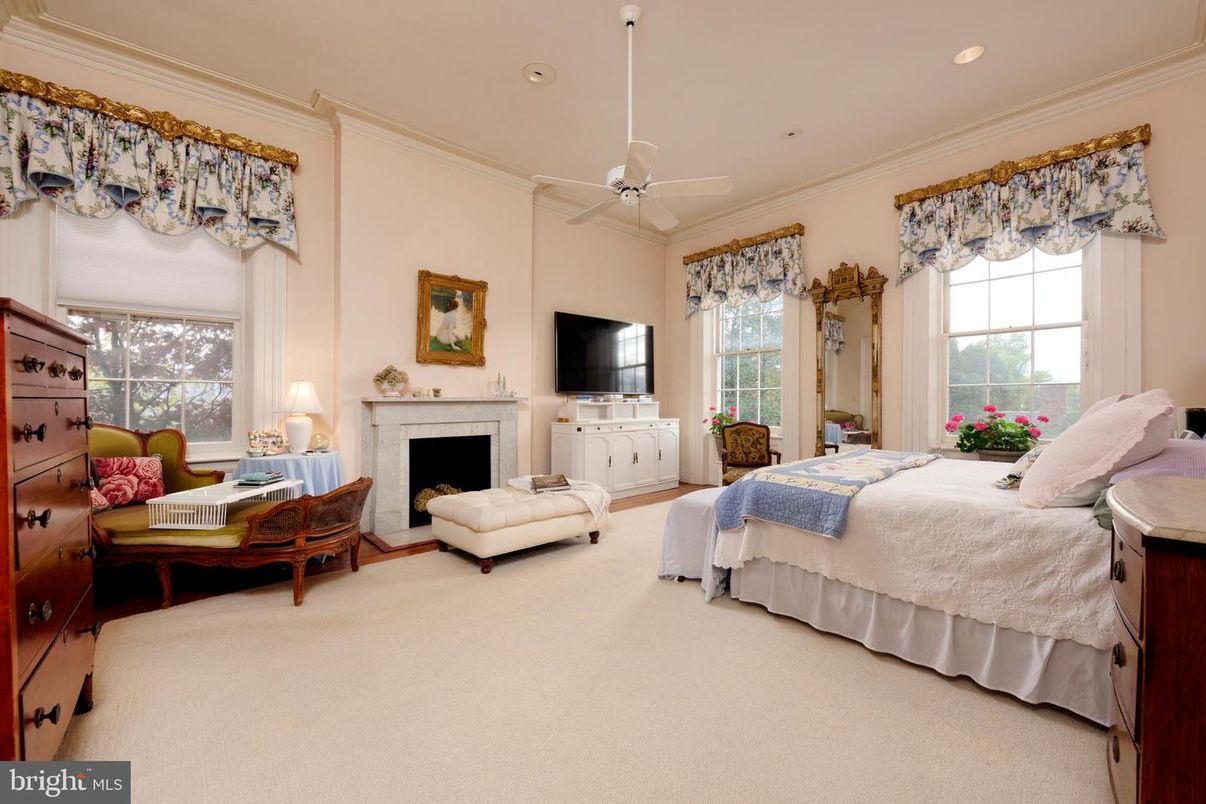 Bedroom, Fireplace, Interior, Recessed Lighting