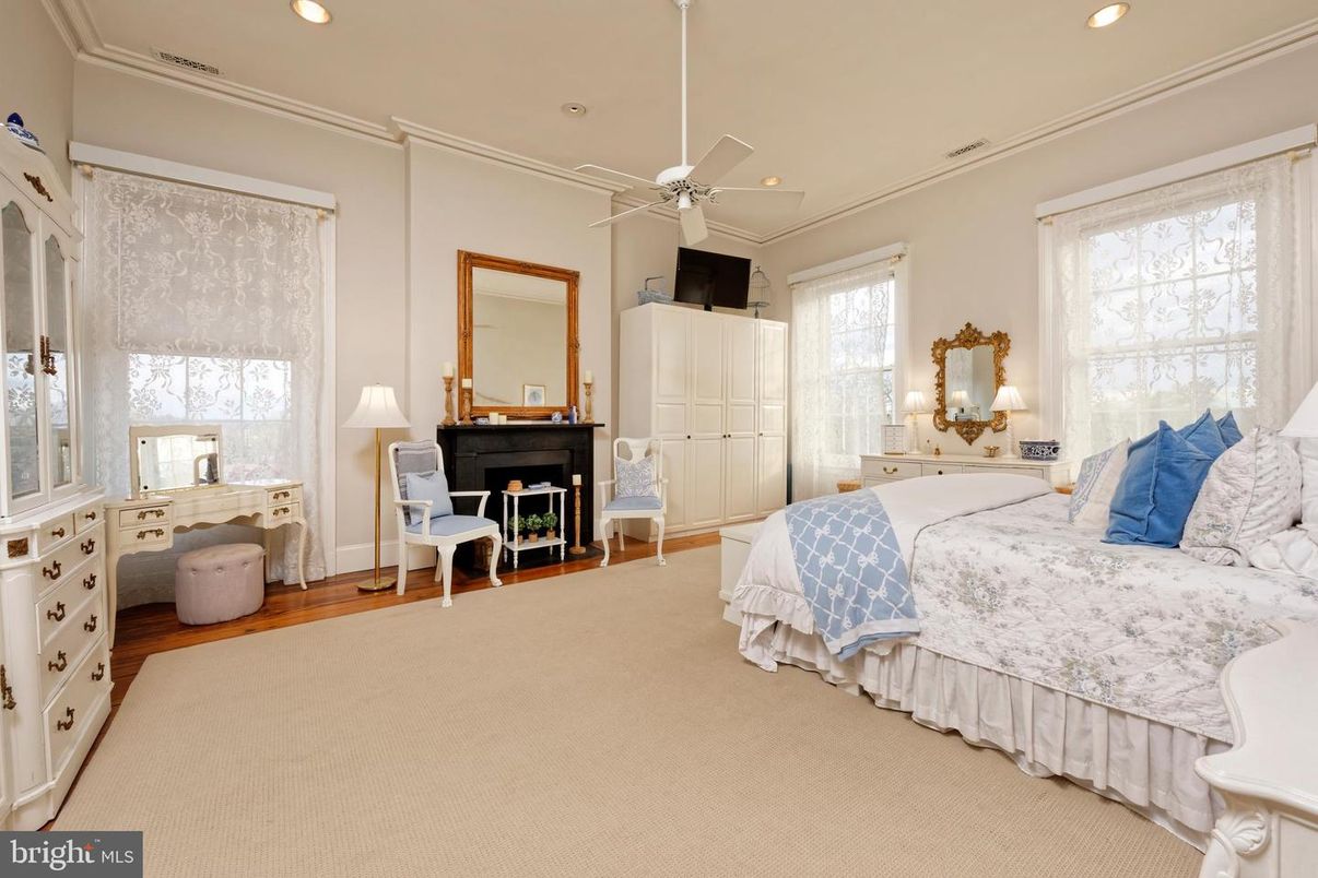 Bedroom, Home Office, Interior, Recessed Lighting