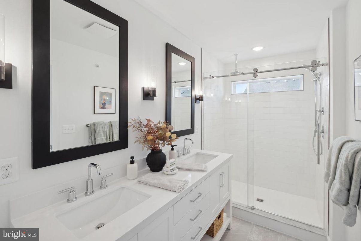 Bathroom, Dual Sink Vanities, Glass Shower, Interior, Recessed Lighting