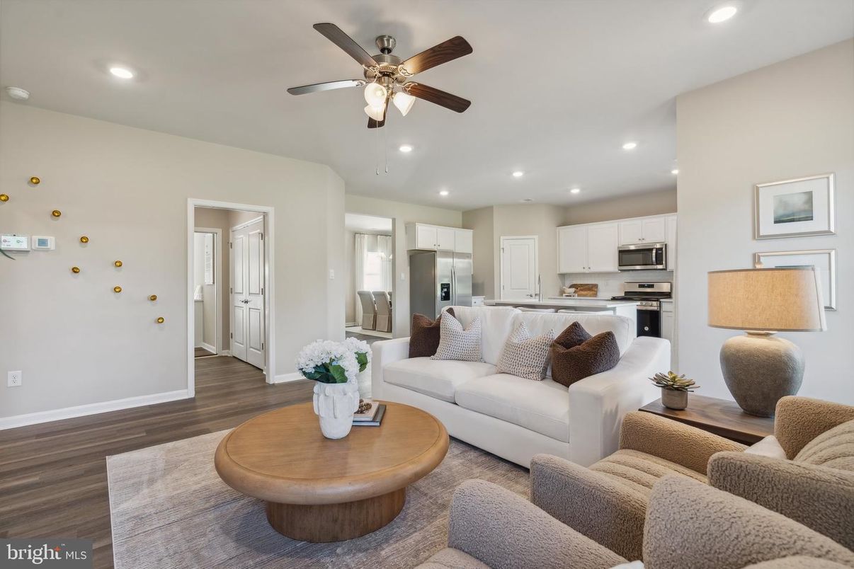 Interior, Kitchen, Living room, Recessed Lighting, Stainless Steel Appliances, Wood Texture Flooring