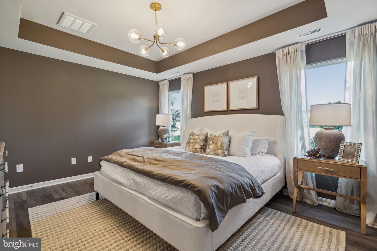 Bedroom, Interior, Pendant Lights, Wood Texture Flooring