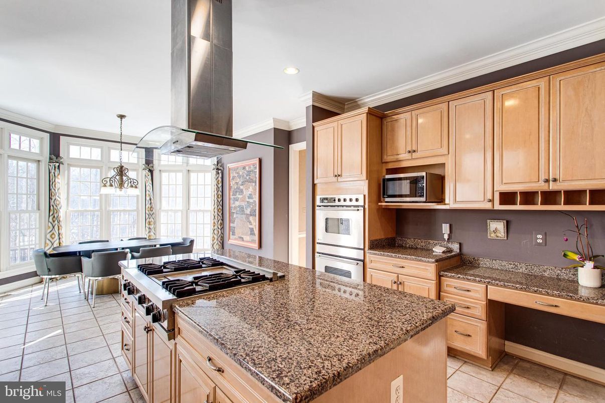 Dining room, Interior, Kitchen, Recessed Lighting
