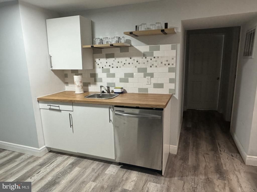 Interior, Kitchen, Wood Texture Flooring