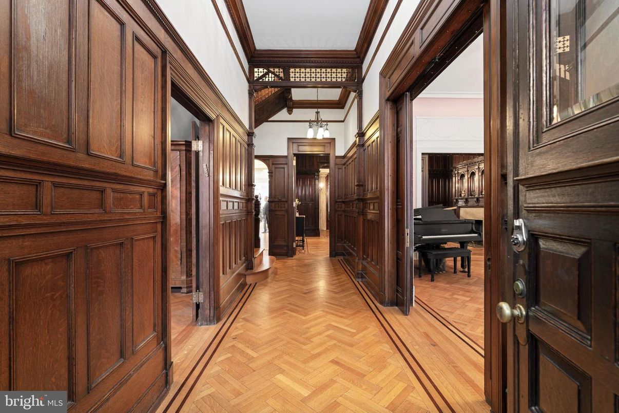 Interior, Pendant Lights, Piano, Wood Texture Flooring, Wooden Walls