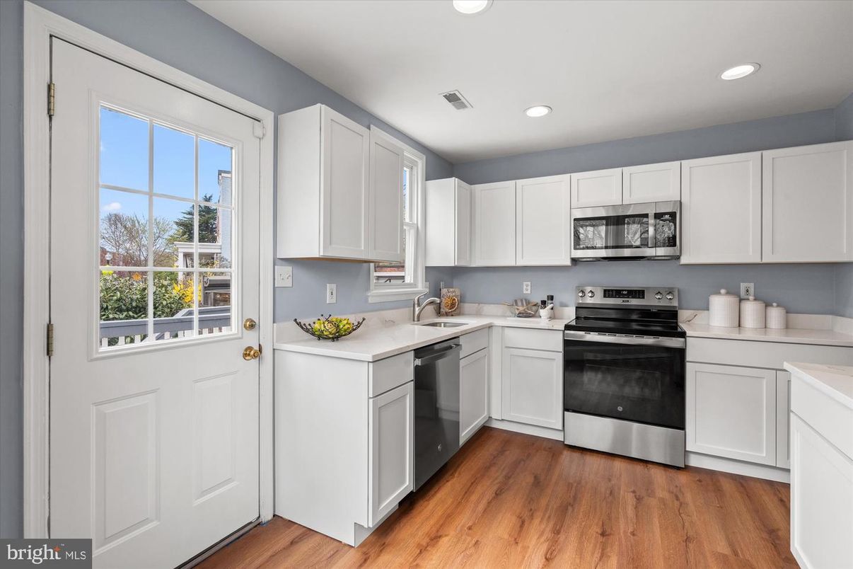 Interior, Kitchen, Recessed Lighting, Stainless Steel Appliances, Wood Texture Flooring