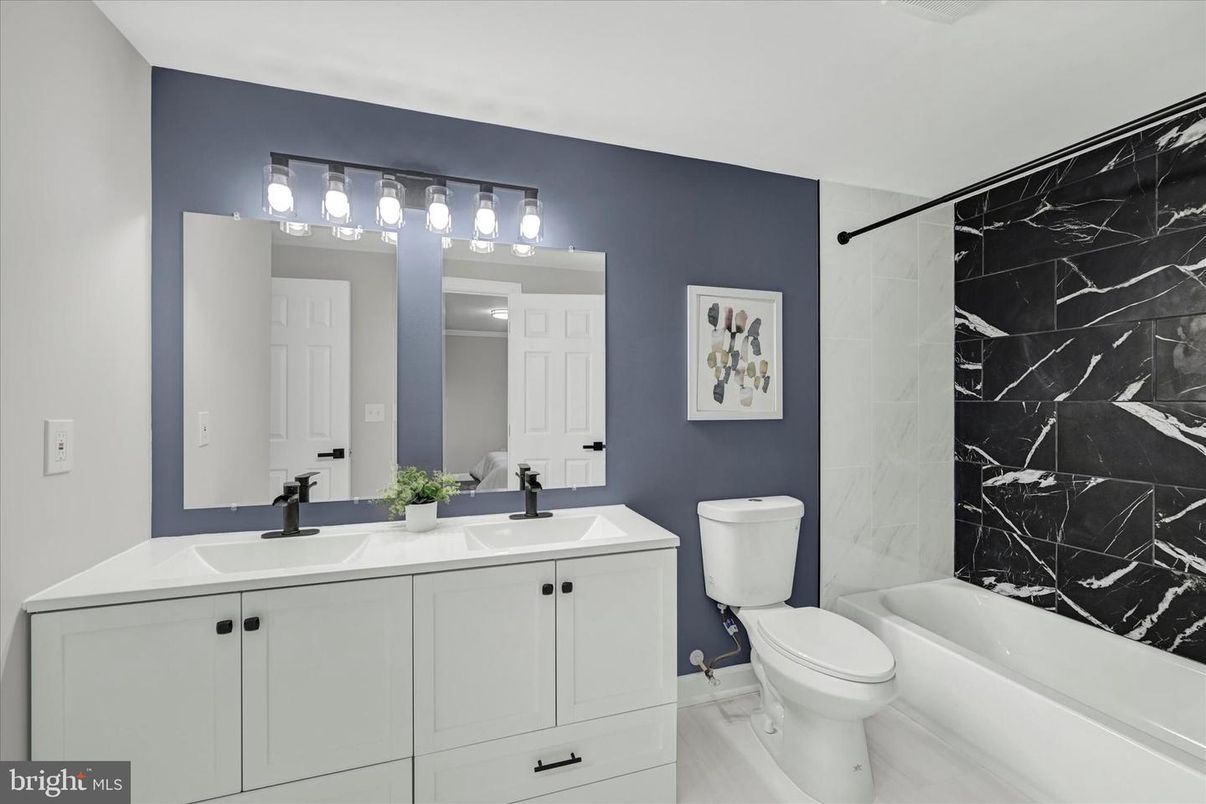 Bathroom, Dual Sink Vanities, Interior, Marble Walls