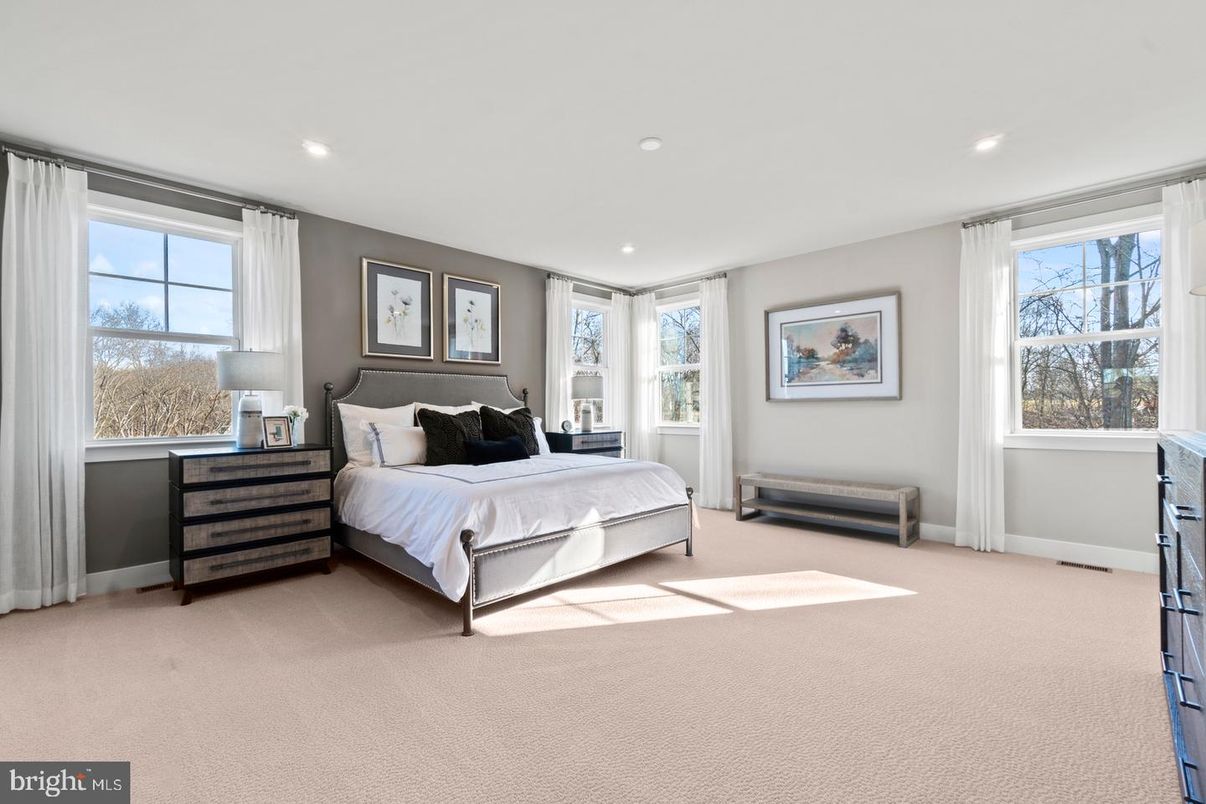 Bedroom, Interior, Recessed Lighting