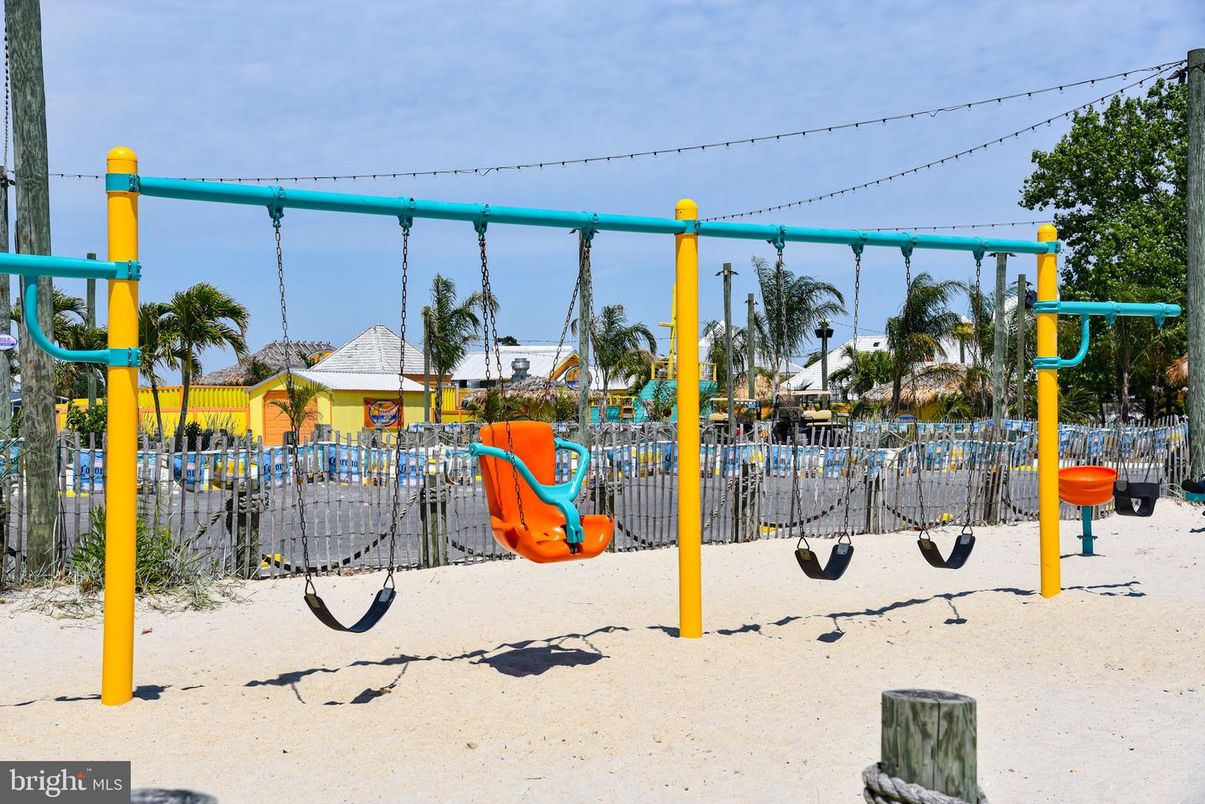 Backyard, Exterior, Playground